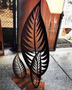 laser cut metal three leaves sculpture